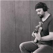 Clases de bajo eléctrico para jóvenes y adultos