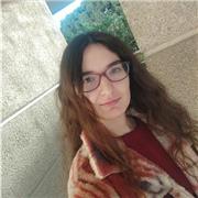 Doy clases de informática y matemáticas a estudiantes o personas mayores