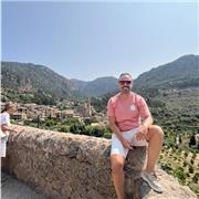 Ingeniero de Telecomunicaciones con más de 3 años de experiencia en clases para alumnos de ESO.