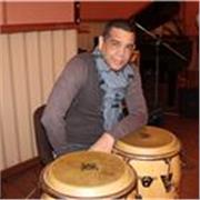 Maestro di musica laureato in percussioni cubane
