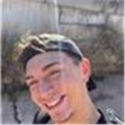 Buenas , soy Samuel De La Iglesia . Doy clases de pádel individuales y colectivas en Móstoles en una pista privada , con posibilidad de transporte. Mi mayor objetivo , es ayudar a cada persona a disfrutar y acercarse a sus metas dentro de la pista