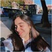 doy clases particulares de ingles para ayudarme con mis gastos como estudiante y para ayudar a mi familia, me gustan muchos los niños ademas