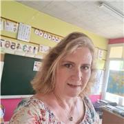 Professeur des écoles donne cours particuliers pour élèves en école élémentaire et college