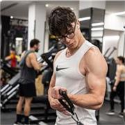 Personal trainer e istruttore di sala certificato ISSA europe