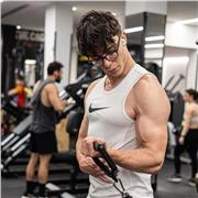 Personal trainer e istruttore di sala certificato ISSA europe