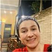 Profesora experta en clases de inglés para niños y adolescentes