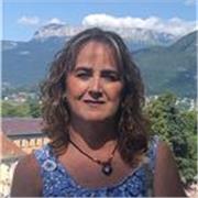 Maestra de apoyo escolar para niños de 5 a 12 años
