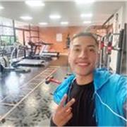 Profesor de educación física da clases personalizadas a todas las edades