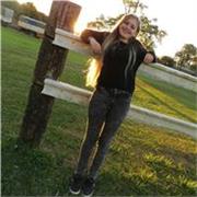 Profesora de Historia, da clases a estudiantes de hasta 18 años