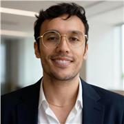 Traducteur et interprète, formateur natif d'espagnol et d'anglais pour adolescents et adultes.