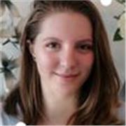 Professeur de Français Langue Etrangère diplômée Master FLE. A destination de publics variés (adultes, étudiants, adolescents). Présentiel/En ligne