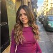 Sei alla ricerca di un insegnante giovane e che ti faccia trovare la bellezza nello studio? Contattami, ci proverò! 