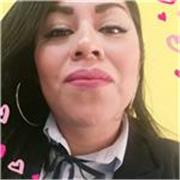 Profesora de primaria apoyo en materias de ese nivel