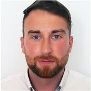 I teach highly student-centred English classes on grammar, pronunciation, communication and exam preparation