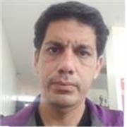 Se dictan clases de matemáticas para estudiantes de escuela, colegio o universidad