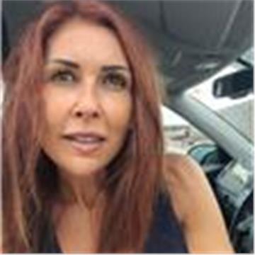 María