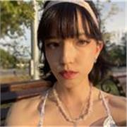 I am a very passionate teacher, who finds a perfect way to work with both students, children and adults.