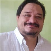 Profesor con experiencia en el área de talento humano y las atrás básicas de la psicología