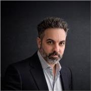 Profesional con más de 10 años de experiencia en Photoshop e Illustrator