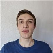 Deutsch-, Englisch-, Spanisch-, Mathe. und Biologietutor, alle Altersgruppe, 2 Jahre Erfahrung.