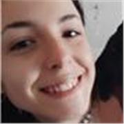 Professoressa impartisce lezioni di matematica e informatica