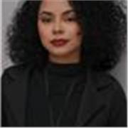 Professora de história, pós graduada em ensino da história