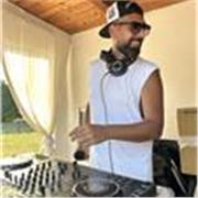 Dj, Producer e Tecnico del Suono, disponibile per lezioni di Produzione Musicale con programma personalizzato