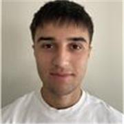 Estudiante de ingeniería imparte clases de matemáticas desde primaria hasta bachillerato