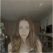 Profesora de primaria apta para todas las edades y asignaturas