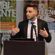 Docente con esperienza offre lezioni private, recupero debiti e potenziamento per studenti delle medie ed elementari.