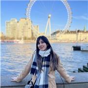 A niños y niñas. Me considero una chica muy amable y amante de ayudar a los demás. Estudio psicología e intento aplicar todos mis conocimientos en lo que hago.