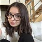Cours de français en ligne pour tous niveaux – Diplômée (Bac S, BTS Communication, études d’ostéopathie) avec méthode claire. 