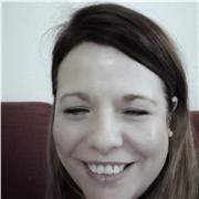 Profesora de primaria apta para todos los niveles y asignaturas.