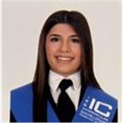 Estudiante universitaria del grado Educación Infantil en la UNED