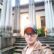 Maestro en artes con amplia trayectoria y práctica. Ofrezco clases en desarrollo de proyectos ilustrativos y desarrollo e industrializacion de piezas escultóricas