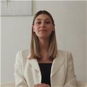 Sono un'insegnante madrelingua italiana, offro lezioni di italiano e aiuto compiti sia online sia dal vivo (a Milano e Aosta)