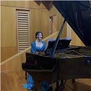 Profesora de piano y refuerzo para materias teóricas del conservatorio