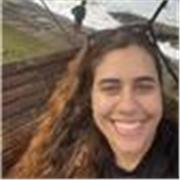 Graduanda na Universidade Federal Fluminense no curso de Engenharia Civil, professora de Matemática e Física :)