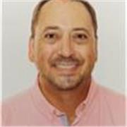 Profesor de Defensa Personal con formación en Karate, Krav Maga, Jiu Jitsu brasileño y Defensa Personal Policial