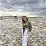 Profesora de primaria apta para todas las materias y especializada en pedagogía terapéutica