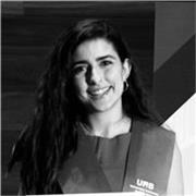 Graduada en derecho, especializada en derecho sociolaboral y actual directora de RRHH