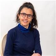 Profesora titulada de audición y lenguaje con más de 23 años de experiencia.