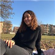 Diplomata al liceo psico-pedagogico delle scienze umane con valutazione 92/100 ed attualmente iscritta al corso di laura in infermieristica Particolarmente predisposta per l’insegnamento di materie umanistiche, nozioni di base anche per materie scientific