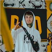 Profesor de baile, con tecnicas de jazz y urbano, breaking, gimnasia para mayores de 12 años