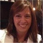 Native English speaker with fun, casual style for learning