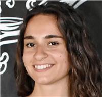 Insegnate di qualsiasi materia per asilo, medie ed elementari. Per Liceo specializzata in Soagbolo, Francese, Inglese, Latino