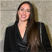 Specialista in lingue propone lezioni di inglese di: lingua inglese, aiuto scolastico, preparazione Cambridge