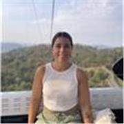 Profesora de biología, matemáticas, química, sanidad y otras materias