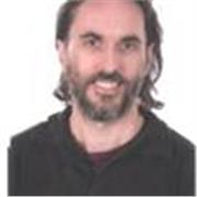 Profesor de inglés bilingüe, con amplia experiencia y formación internacional para estudiantes de todas las edades y para cualquier objetivo (refuerzo, exámenes oficiales, etc...)