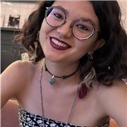 Profesora titulada ofrece clases a distancia de inglés, italiano y lengua castellana.